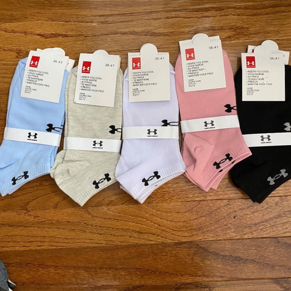 Set of 5 Pairs of Under amour socks